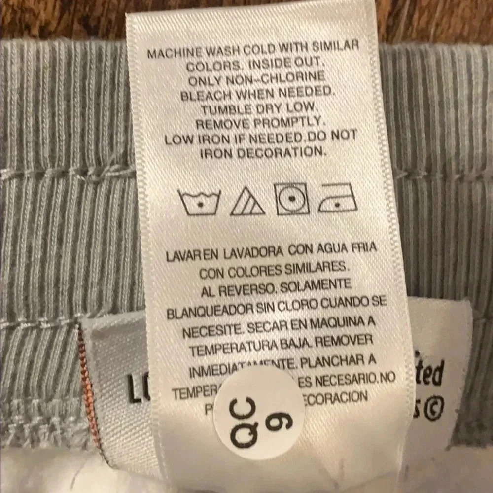 Looney Tunes Jogger Pants Gray Small New - Picture 7 of 9